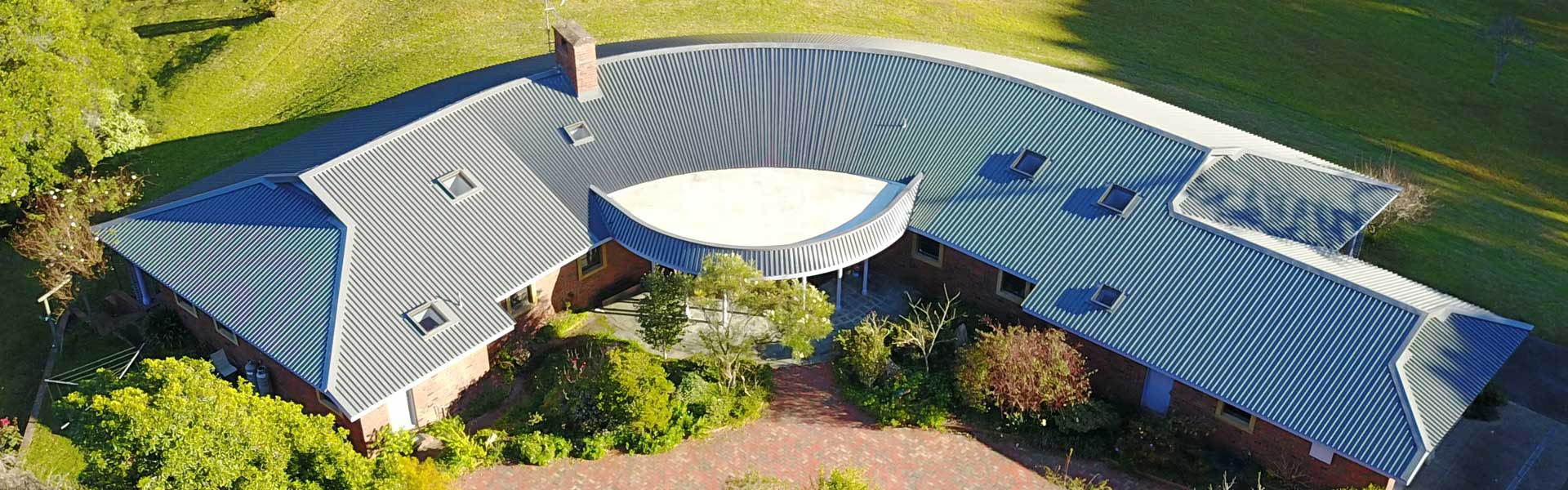 金属复合瓦建筑