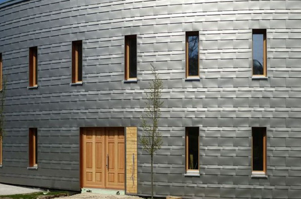 金属复合瓦建筑