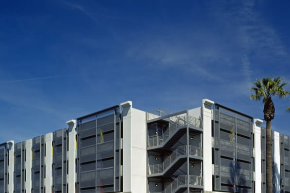 金属复合瓦建筑